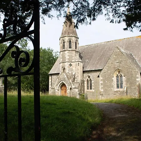 Hillgarth House Дом отдыха